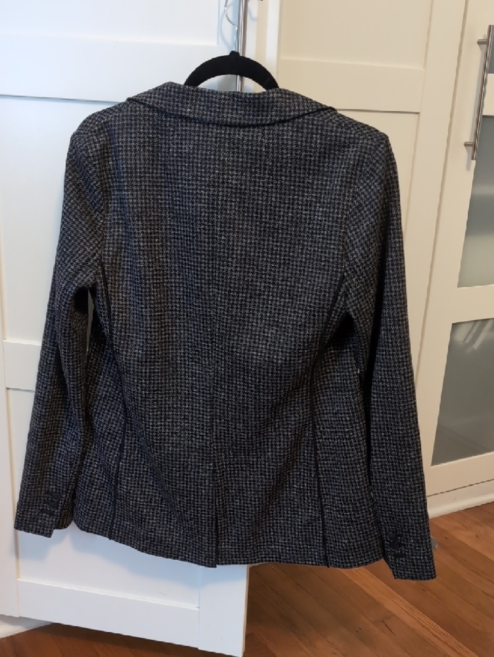 NWT Banana Republic Black & Gray Houndstooth Blazer - Picture 5 of 5